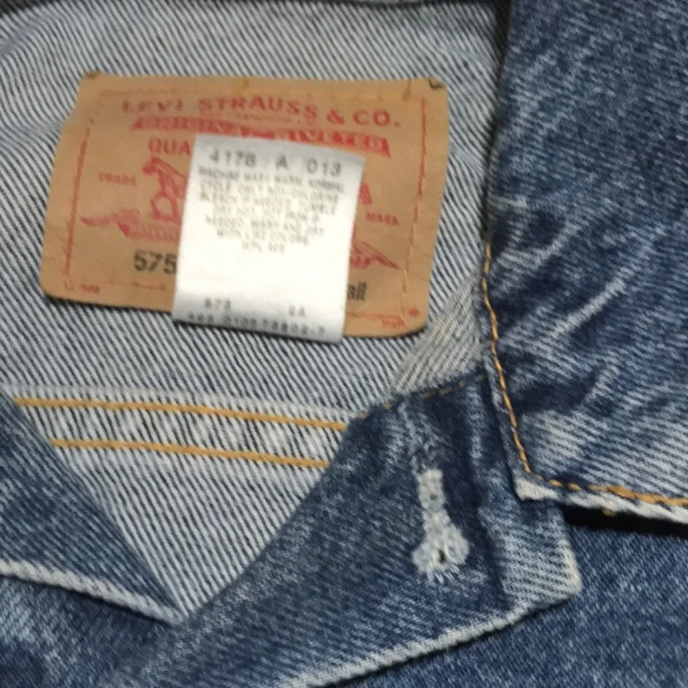 Vintage youth Levi denim jacket small - Picture 8 of 10